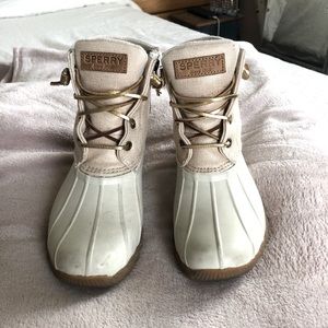 Sperry Oat/Gold Women's Saltwater Duck Booties size 6M preowned
